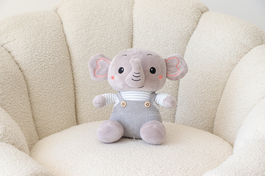 Grey elephant
