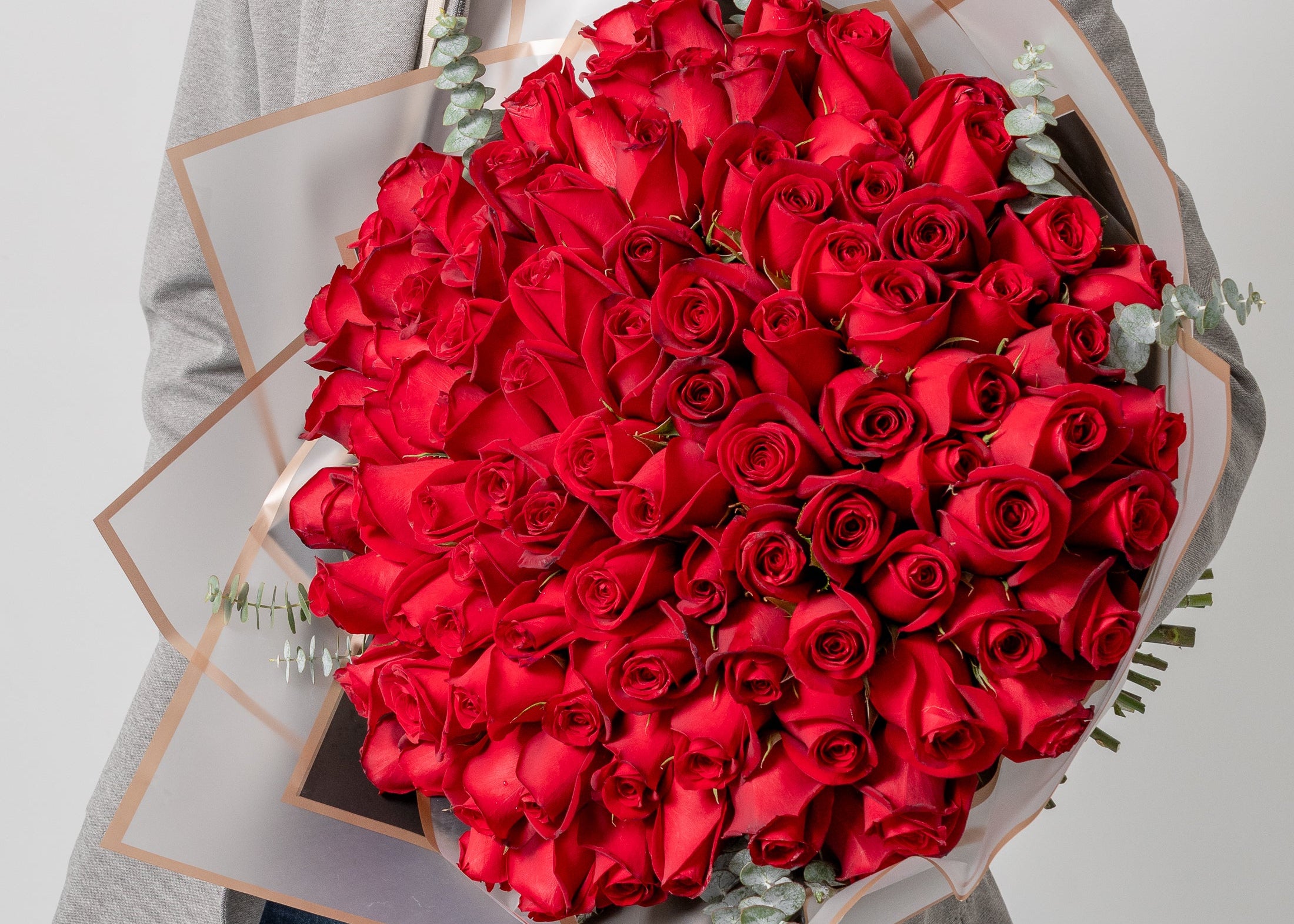 Ramo de 100 rosas Rojas Premium