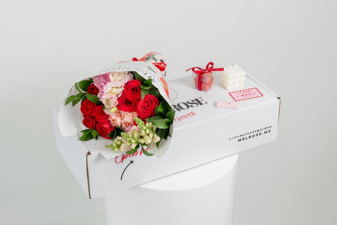 Ramo de flores rosas y rojas Granada