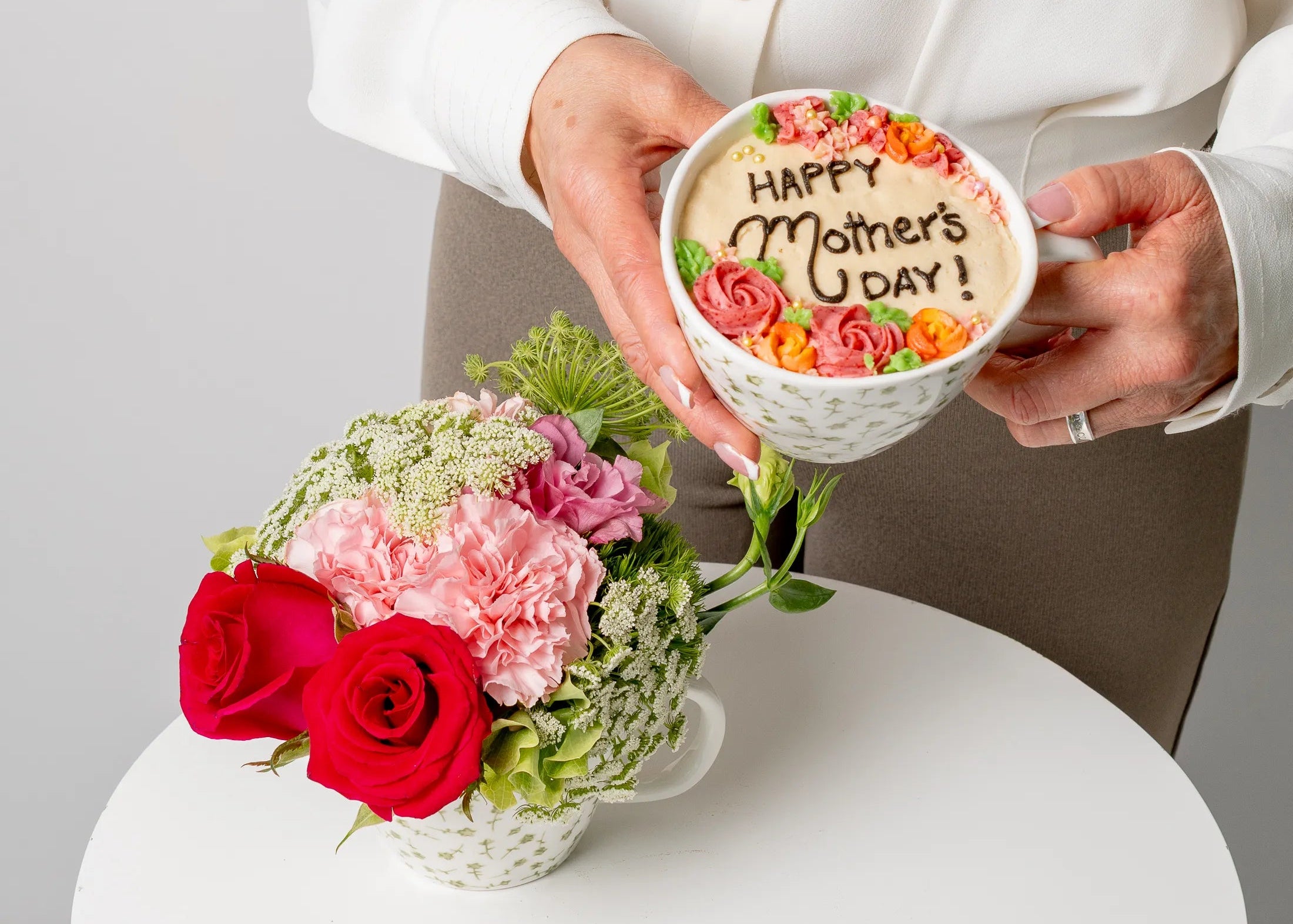 regalo pastel flores mama