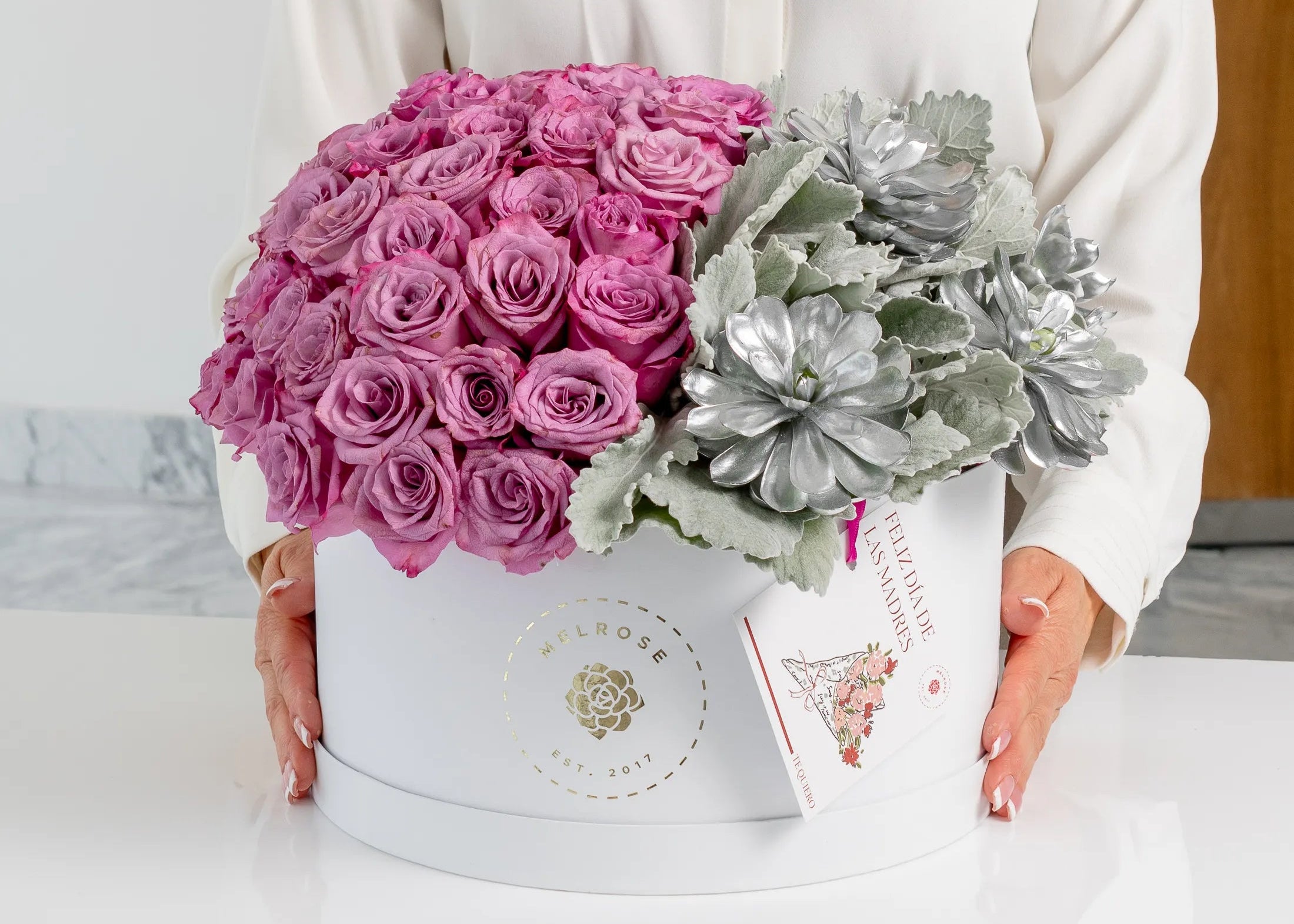 80 Rosas Lilas